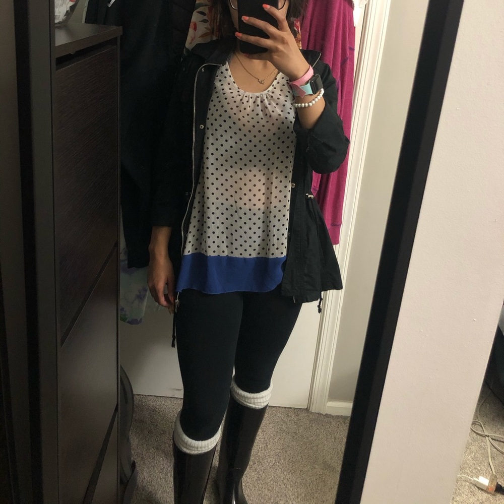 White and black poc a dot tank top blouse